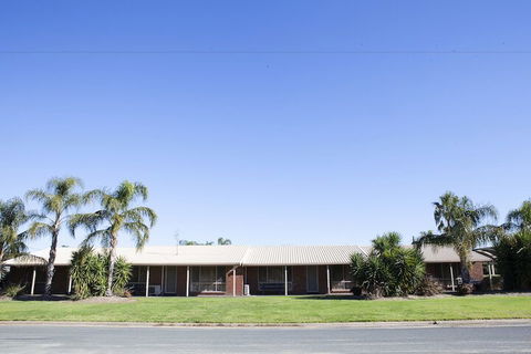 Echuca Moama Holiday Villas - New Castle Holiday 5