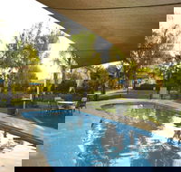 Winbi River Resort Holiday Rentals - New Castle Holiday