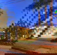 Paruna Motel - New Castle Holiday