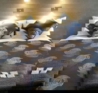 Colac Central Hotel-Motel - New Castle Holiday