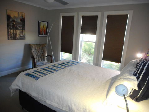 Rosebank Bed & Breakfast - New Castle Holiday 0