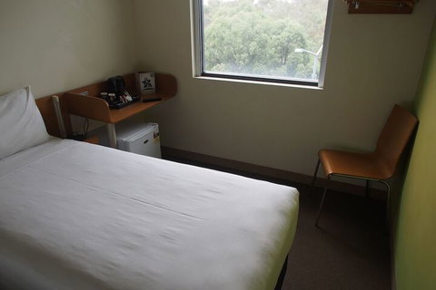Ibis Budget Sydney Olympic Park - New Castle Holiday 4