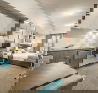 Hudson Berrimah - New Castle Holiday