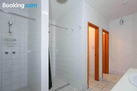 The Witchs Hat - New Castle Holiday 6