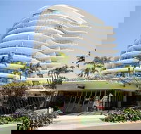 Cilento Mooloolaba - New Castle Holiday