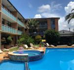 The Tahitian - New Castle Holiday