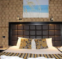 Pavlos Motel - New Castle Holiday