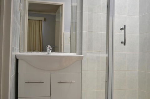 Chadstone Executive Motel - New Castle Holiday 2