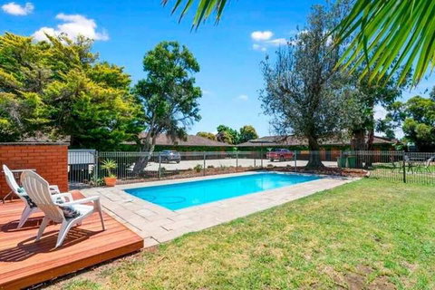 Motel Wingrove - New Castle Holiday 6