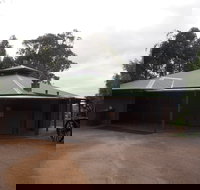 Augusta Sheoak Chalets - New Castle Holiday