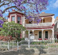Alishan International Guest House - New Castle Holiday