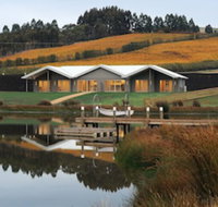 Relbia Lodge - New Castle Holiday