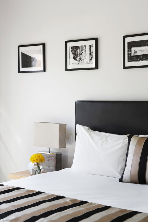 Mansi On Raymond - New Castle Holiday 5