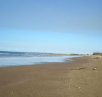 Moore Park Beach Motel - New Castle Holiday