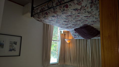 Linley House Bed & Breakfast - New Castle Holiday 5