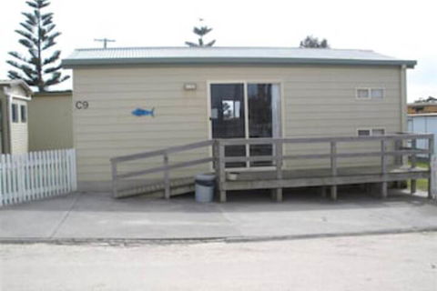 Hillcrest Tourist Park - New Castle Holiday 2
