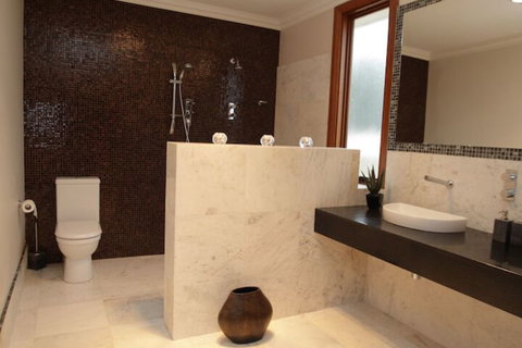 Aurora Cottages - New Castle Holiday 3