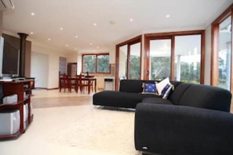 Aurora Cottages - New Castle Holiday 5