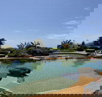 Four Winds Villas - New Castle Holiday