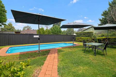 Avondel Motor Inn, Benalla - New Castle Holiday 1