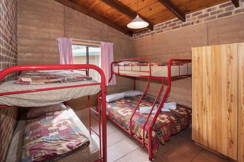 Sandy Bay Holiday Park - New Castle Holiday 3