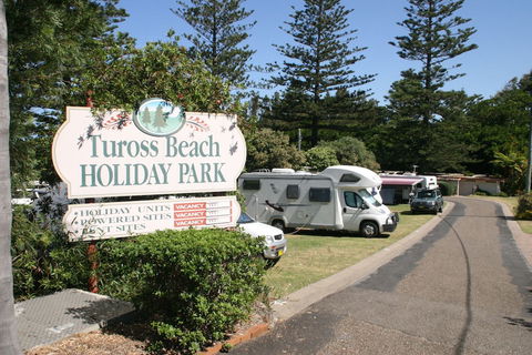 Tuross Beach Cabins & Campsites - New Castle Holiday 0