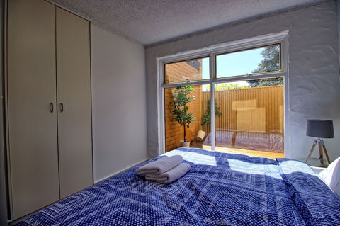 Bayswaterfront Apartments - New Castle Holiday 2