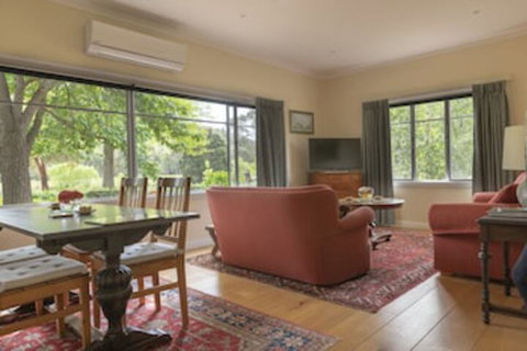 Glenlowren - New Castle Holiday 0