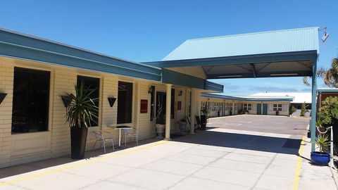 Ceduna East West Motel - New Castle Holiday 0