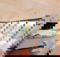 215 Mt. Buffalo - New Castle Holiday