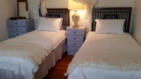 C & As Cottage - New Castle Holiday 4