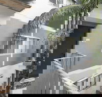 Miro Apartments - New Castle Holiday