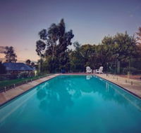 Evanslea Luxury Boutique Accommodation - New Castle Holiday