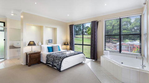 Ravensbourne Escape Stella Luna - New Castle Holiday 3