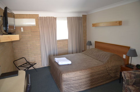 Alexander Motor Inn Moree - New Castle Holiday 4