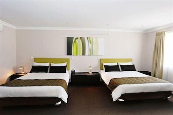 Drover's Motor Inn, Dalby - New Castle Holiday 1