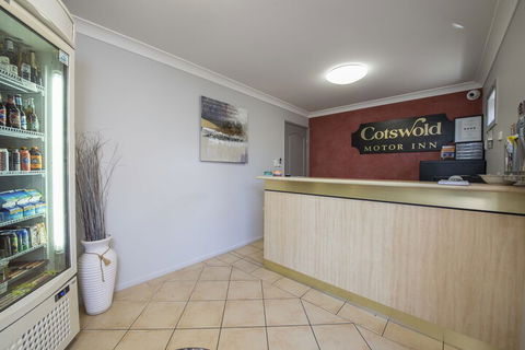 Cotswold Motor Inn - New Castle Holiday 5