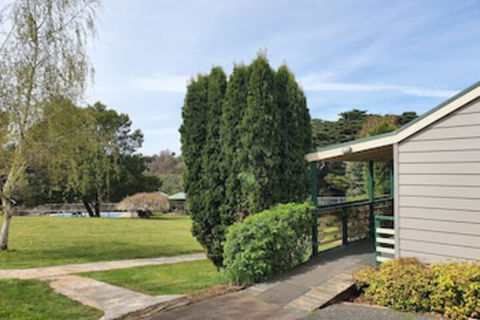 Neerim Country Cottages - New Castle Holiday 0