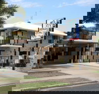 Emerald Central Palms Motel - New Castle Holiday