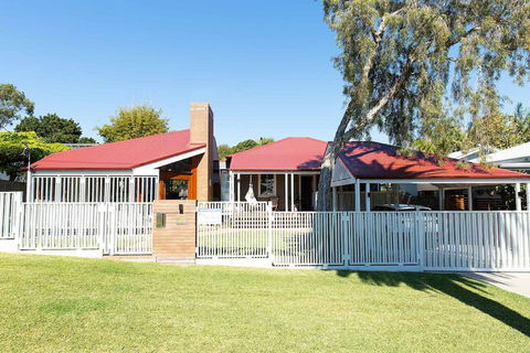 A PERFECT STAY - Bacchus - New Castle Holiday 7