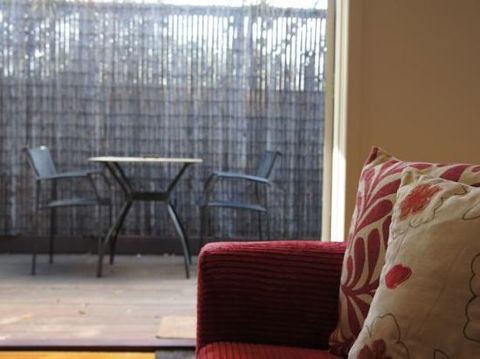 Balcombe Apartments - New Castle Holiday 4