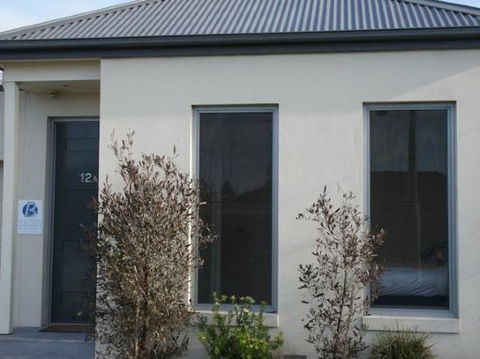Balcombe Apartments - New Castle Holiday 0