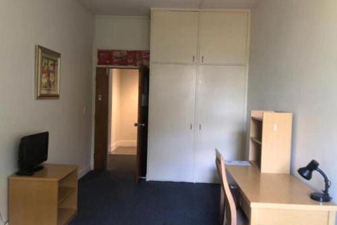 Sav - New Castle Holiday 0