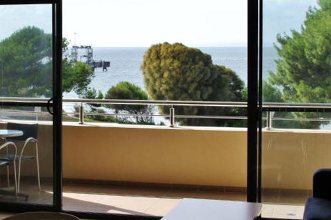 Pier Number 10 - New Castle Holiday 0