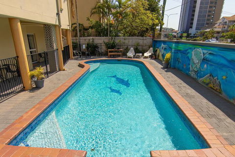 Burleigh Gold Coast Motel - New Castle Holiday 1