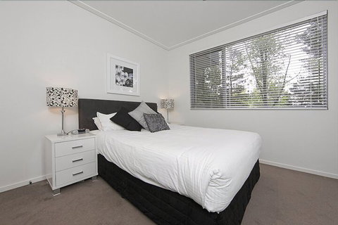 Accommodate Canberra - Glebe Park - New Castle Holiday 7