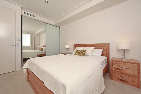 Accommodate Canberra - Glebe Park - New Castle Holiday 5