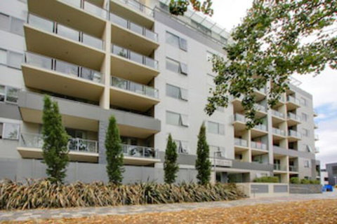 Accommodate Canberra - Glebe Park - New Castle Holiday 0