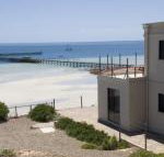 Cliff House Beachfront Villas - New Castle Holiday