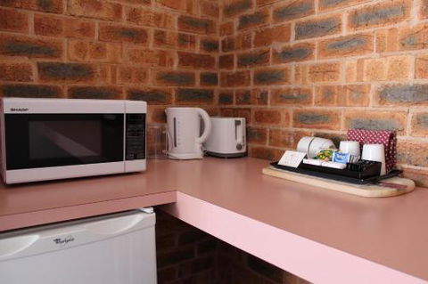 Lydoun Motel - New Castle Holiday 3